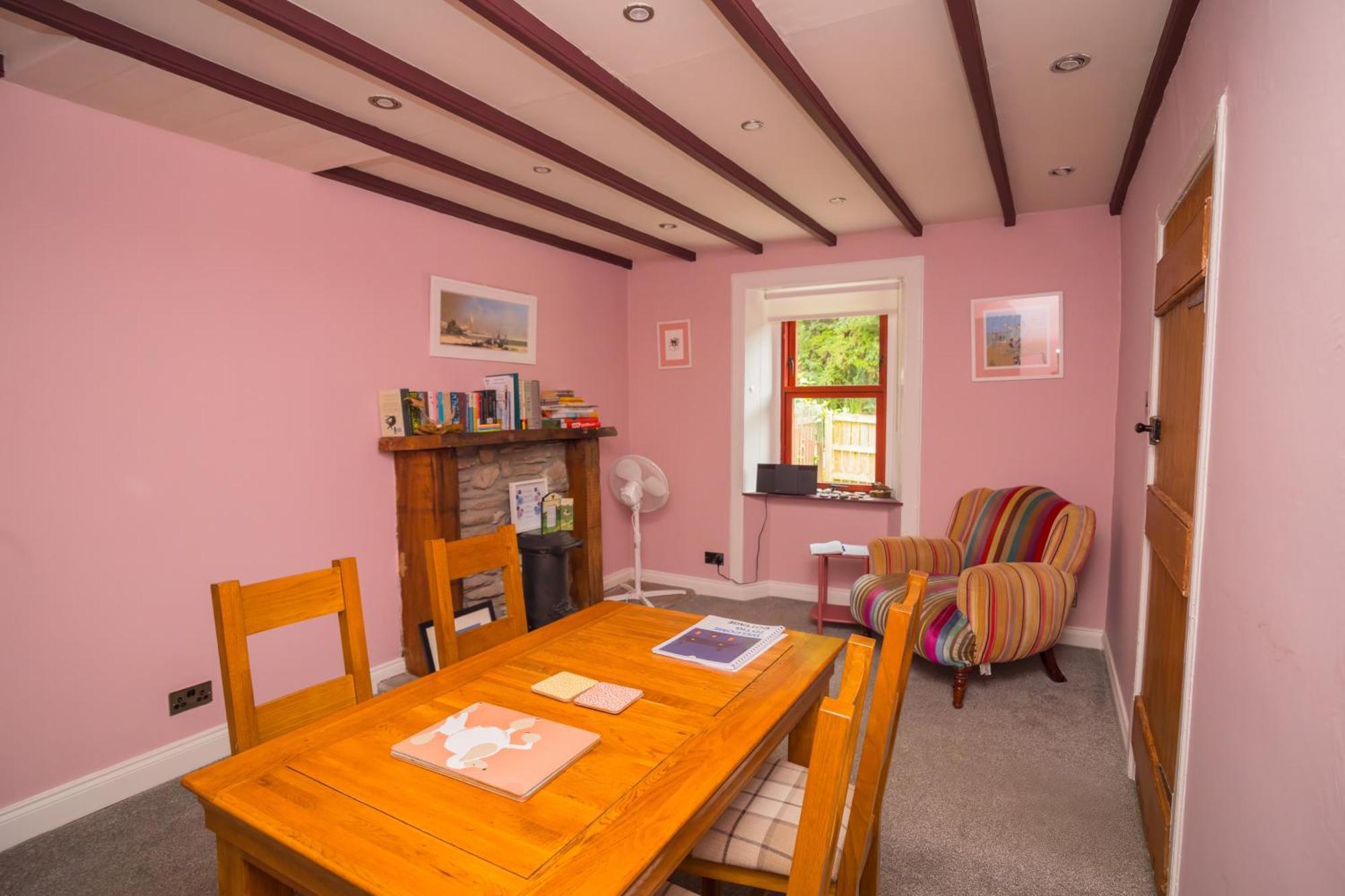 Tig Cottage - A Rural, Quirky, Pet Friendly 2 Bedroom Cottage Near Ballantrae المظهر الخارجي الصورة